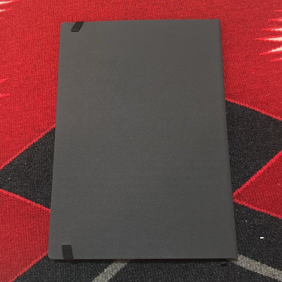 New Porsche journal. Full size. - Picture 3 of 4